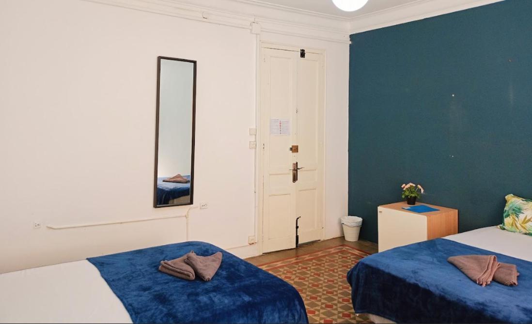 Banys Nous R2 Bed and Breakfast Barcellona Esterno foto